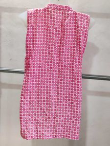 Stylish Pink Geometric Print short kurti