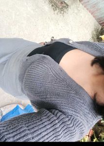 🩶 Maxi skirt from HnM + the gray sweater combo