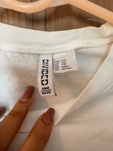 Fitted h&amp;m white crop top