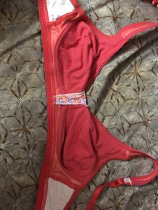Van Huesen Bra (new )