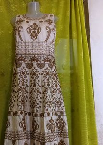 Elegant Cream &amp; Brown Patterned Dress