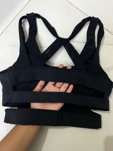 Stylish Black Sports Bra