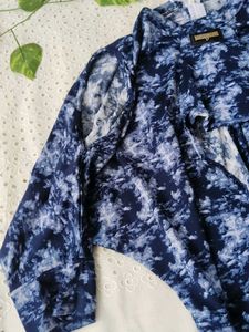Blue Patterned Sleeveless Top
