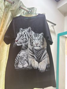 Cool Tiger Graphic T-Shirt