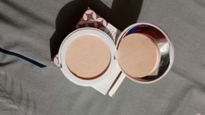 just herbs face compact