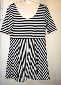 Striped Deep Neck Dress Above Knee L Size