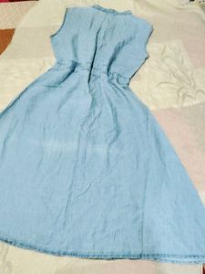 🎀 Blue Denim Button-Up Dress 😍
