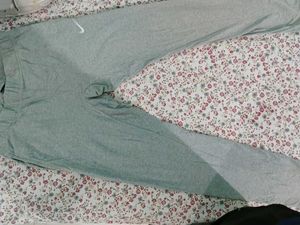 Nike Grey Sweatpants M size