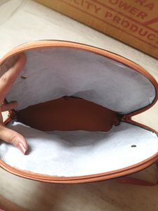Sling bag