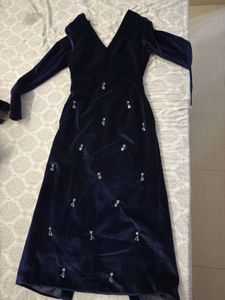 Elegant Blue Velvet Maxi Dress