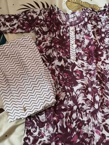 Beautiful Floral Print Kurta Set