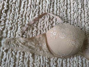 Elegant Lace Padded Bra
