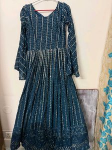 gown