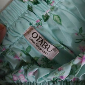 FREE SHIPPING Floral Midi A-line Flare Skirt