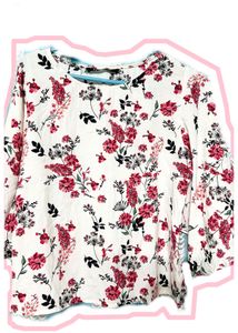 Pretty Floral Top Size - S To M