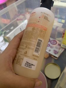 Buds And Berries Shampoo