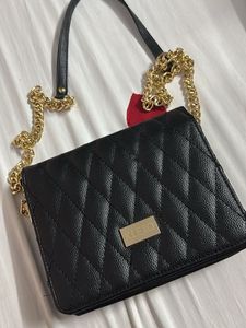 Chic Black Quilted Crossbody Bag