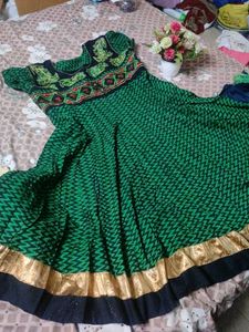 Green Ethnic Kurta Set