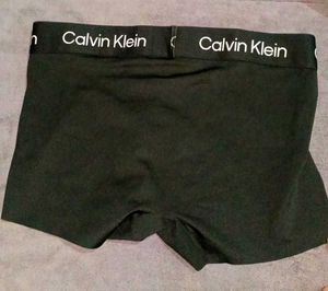 Calvin Klein ice -silk  Black