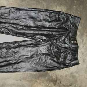 Price Drop 💧 Leather Pants For Women