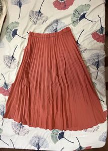 !clearance! pleated midi skirt