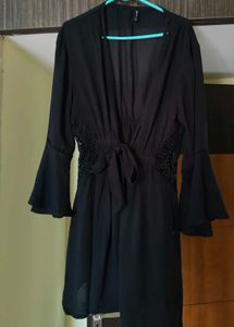 Chic Black Bell Sleeve Mini Dress