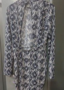 h &amp;m Stylish Snake Print Long Sleeve Dress