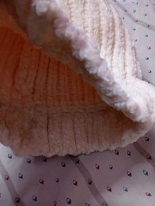 White Knit Beanie with Pom-Pom