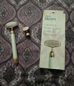 Vibrating Rose Quartz Roller & Massager