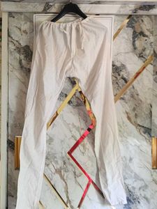 Elegant White Embellished Kurta pent set