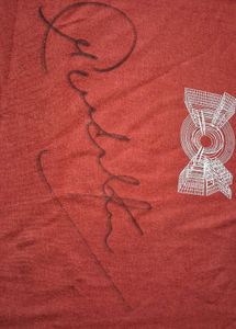 Official Sachin Tendulkar Hand Signed tshirt