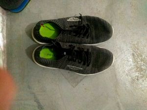 Red Tape Running Shoes - Size 9