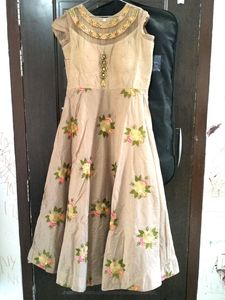 Beautiful Gown Wear Only twice In A Gud Condition