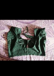 Elegant Saree with Leaf Print and Blouse