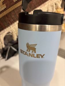 sipper bottle