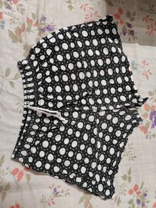 Shorts XL Size