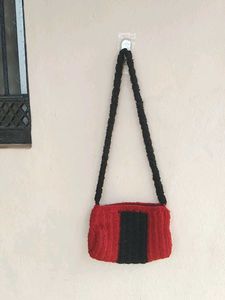 👜Handmade Red &amp; Black Sling Bag