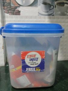 Plastic Storage Container with Detergent Box