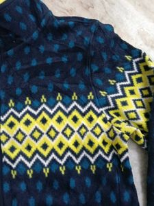 Uniqlo Cozy Geometric Print Fleece Jacket