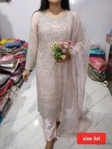 Elegant peach Embroidered Kurta Set