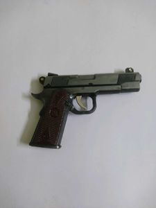Replica gun