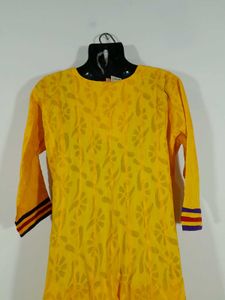 Mustard Fellow Embroidered Kurta For Women's