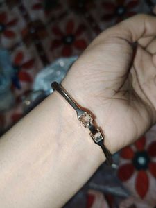 Elegant Floral Bracelet