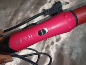 NOVA 2-in-1 Hair Straightener &amp; Curler