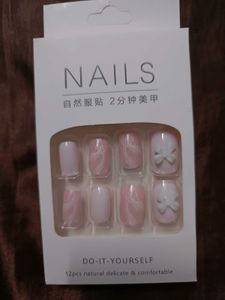DIY Press-On Nails Set