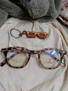 Stylish Leopard Print Glasses