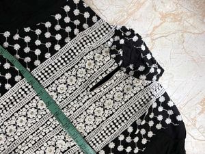 Elegant Black Embroidered Ethnic kurta sets...