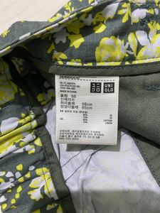 Uniqlo Floral Halfpant