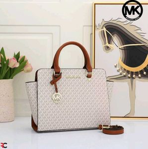 LATEST MICHAEL KORS SELMA MEDIUM SATCHEL HANDBAG*