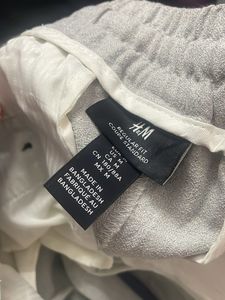 H&amp;M Stylish Wide-Legged Trousers